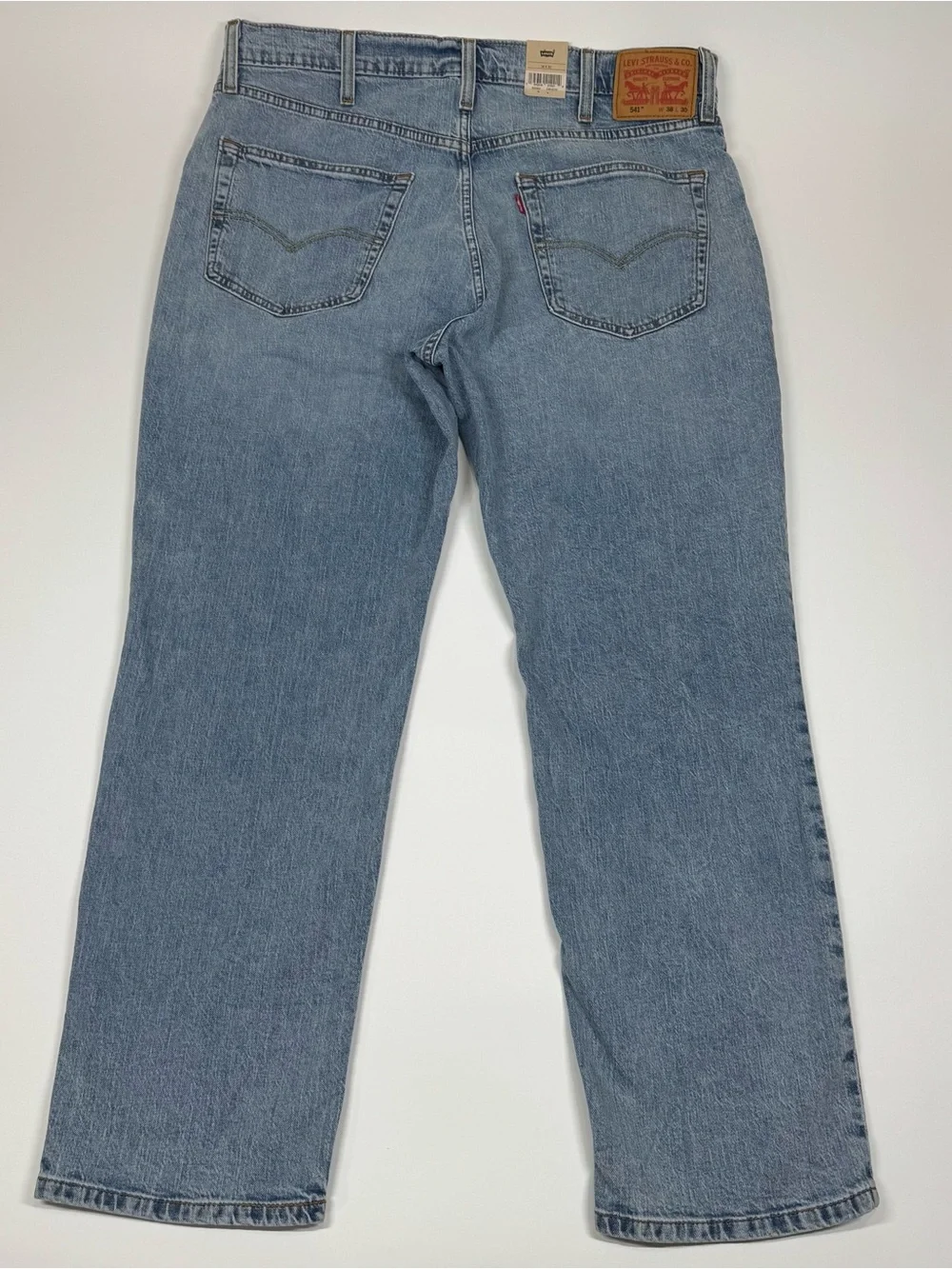 Levi's 541 Athletic Taper Stretch Jeans 38x30 Light Wash Blue